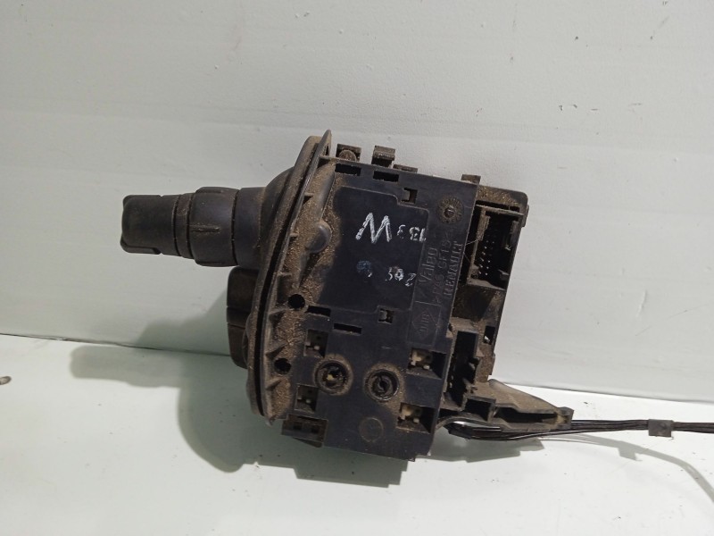 Recambio de mando limpia para renault scenic ii confort dynamique referencia OEM IAM 8200127728  