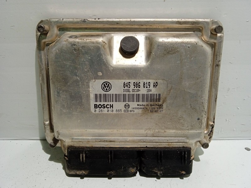 Recambio de centralita motor uce para volkswagen polo (9n1) trendline referencia OEM IAM 045906019AP 0281010865 EDC15P+