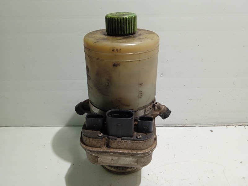 Recambio de bomba direccion para volkswagen polo (9n1) trendline referencia OEM IAM 6Q0423156M 6Q1423051AD 6Q2423051R