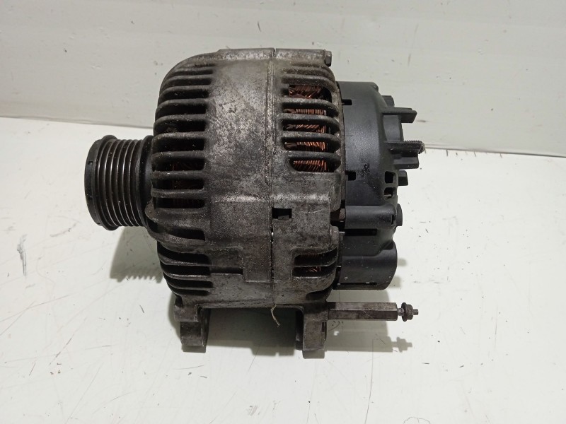 Recambio de alternador para volkswagen passat b6 (3c2) 2.0 tdi referencia OEM IAM 021903026L 2542873C 