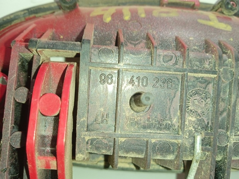 Recambio de maneta exterior trasera izquierda para chevrolet kalos 1.4 cat referencia OEM IAM 96410236  