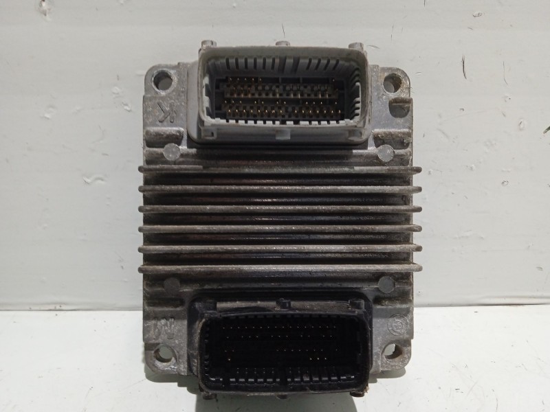 Recambio de centralita motor uce para chevrolet kalos 1.4 cat referencia OEM IAM 96436779  