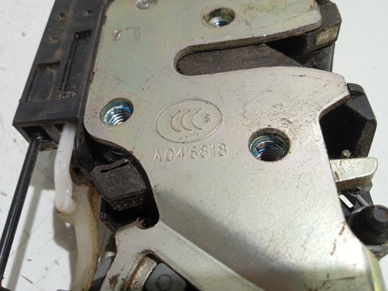 Recambio de cerradura puerta delantera derecha para chevrolet kalos 1.4 cat referencia OEM IAM A046818  