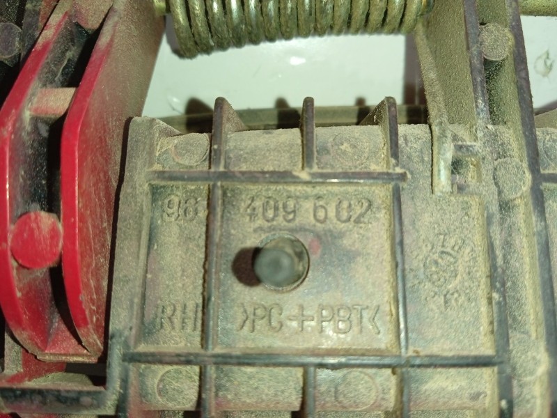 Recambio de maneta exterior delantera derecha para chevrolet kalos 1.4 cat referencia OEM IAM 96409602  