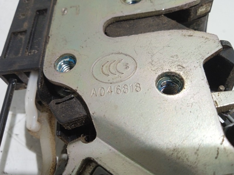 Recambio de cerradura puerta trasera izquierda para chevrolet kalos 1.4 cat referencia OEM IAM A046818  