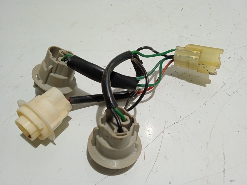 Recambio de portalamparas para hyundai accent sedán (x-3) 1.5 i 12v referencia OEM IAM   