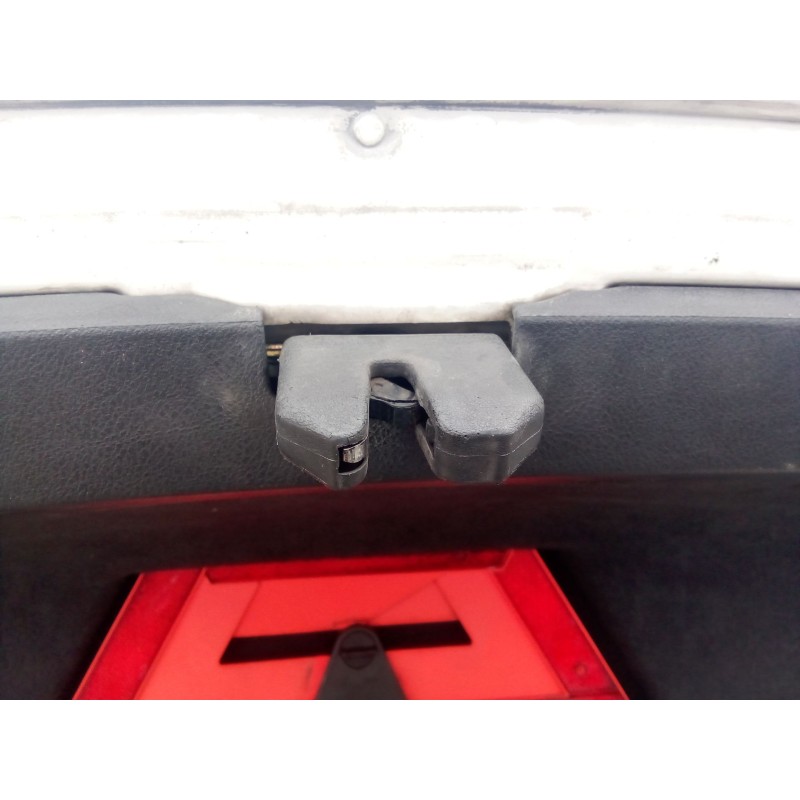 Recambio de cerradura maletero / porton para volkswagen passat b5.5 (3b3) 1.9 tdi referencia OEM IAM   