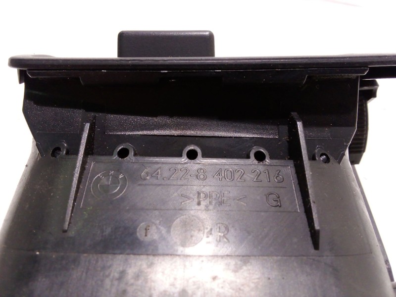 Recambio de aireador calefaccion para bmw x5 (e53) 3.0 d referencia OEM IAM 64228402216  