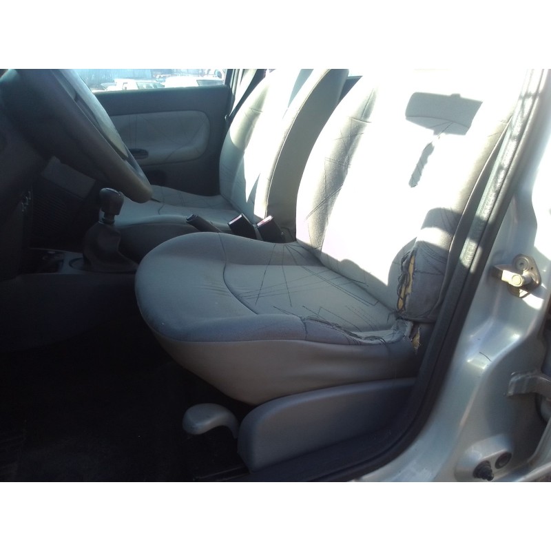 renault clio ii (bb_, cb_) del año 1998