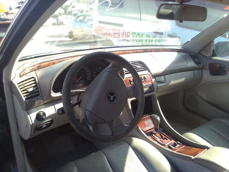 mercedes-benz clk (c208) del año 1997