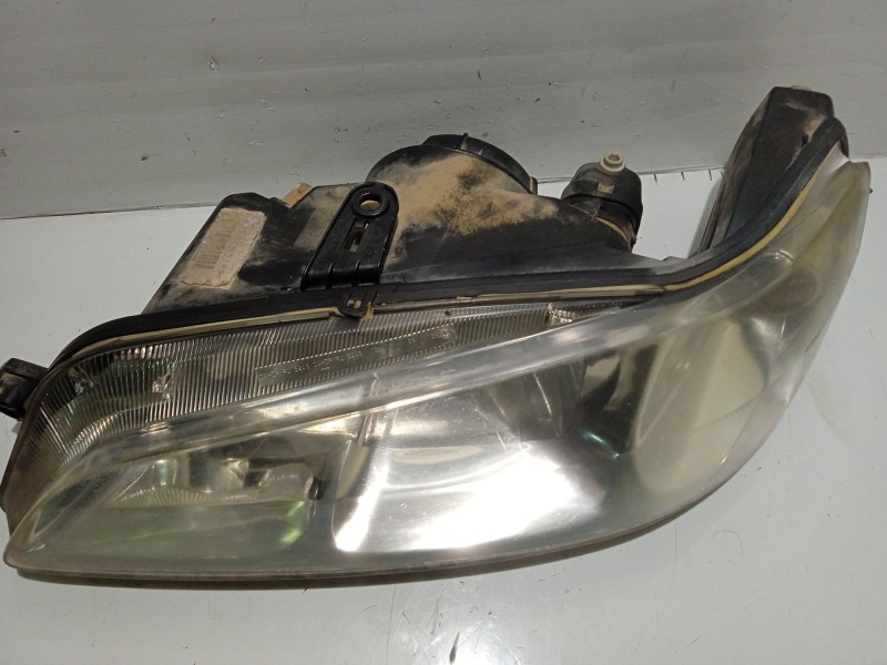 Recambio de faro derecho para peugeot 306 (7b, n3, n5) 1.9 d referencia OEM IAM   