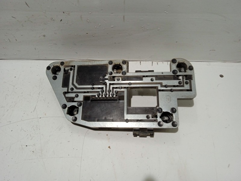 Recambio de portalamparas para peugeot 306 (7b, n3, n5) 1.9 d referencia OEM IAM 6216A4  