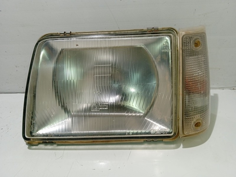 Recambio de faro derecho para seat marbella (28a) 0.9 cat referencia OEM IAM 007405  