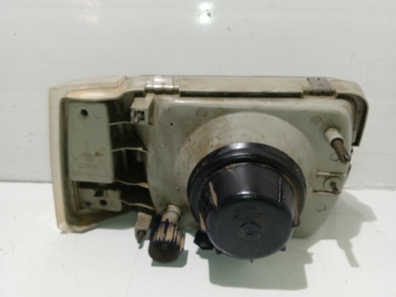 Recambio de faro derecho para seat marbella (28a) 0.9 cat referencia OEM IAM 007405  