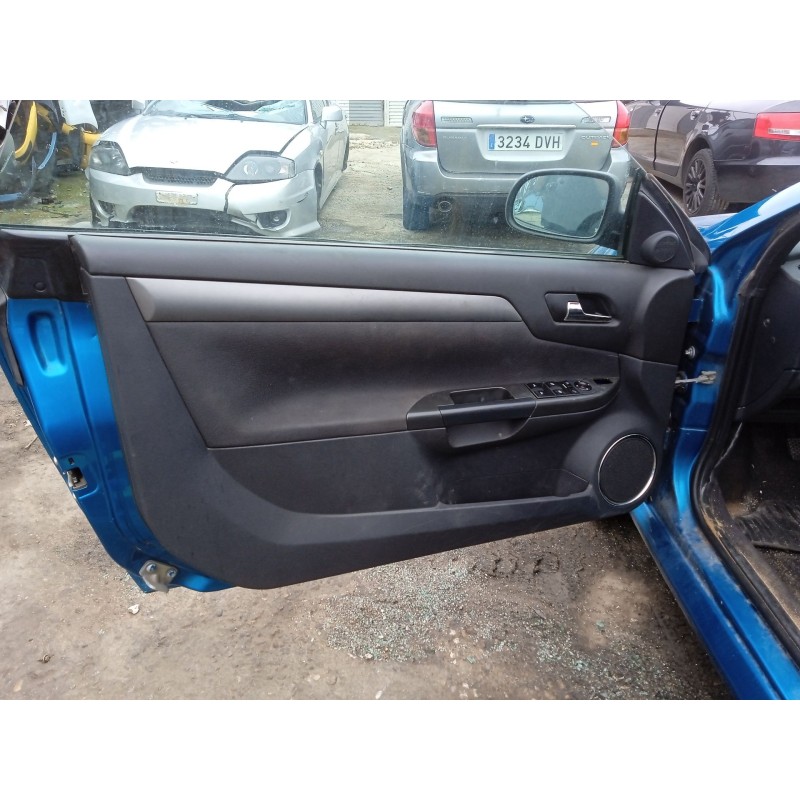 opel tigra twintop (x04) del año 2006