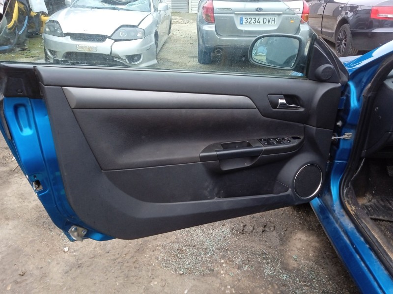 opel tigra twintop (x04) del año 2006