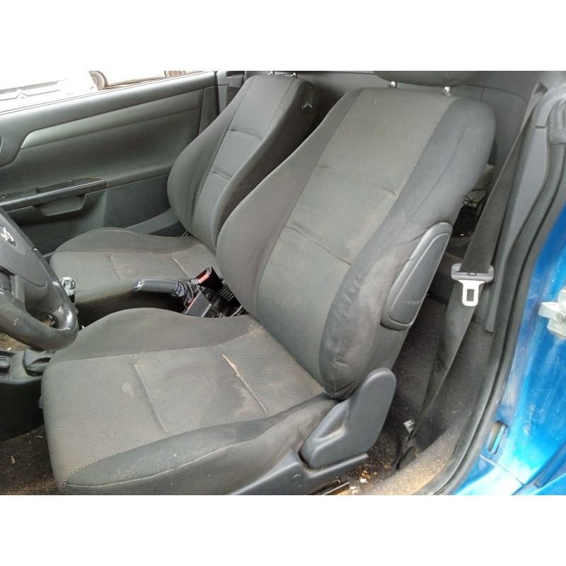 opel tigra twintop (x04) del año 2006