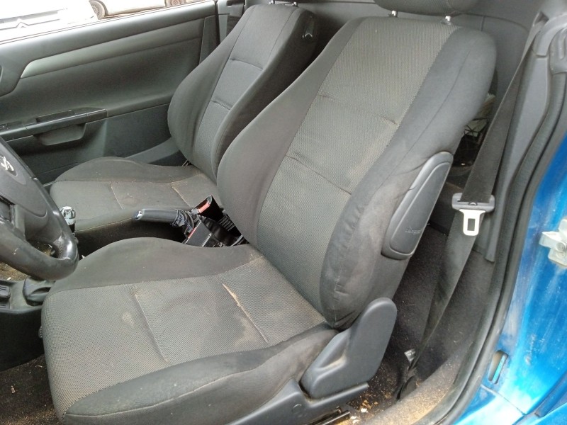 opel tigra twintop (x04) del año 2006