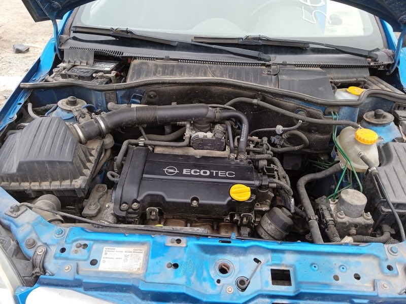 opel tigra twintop (x04) del año 2006