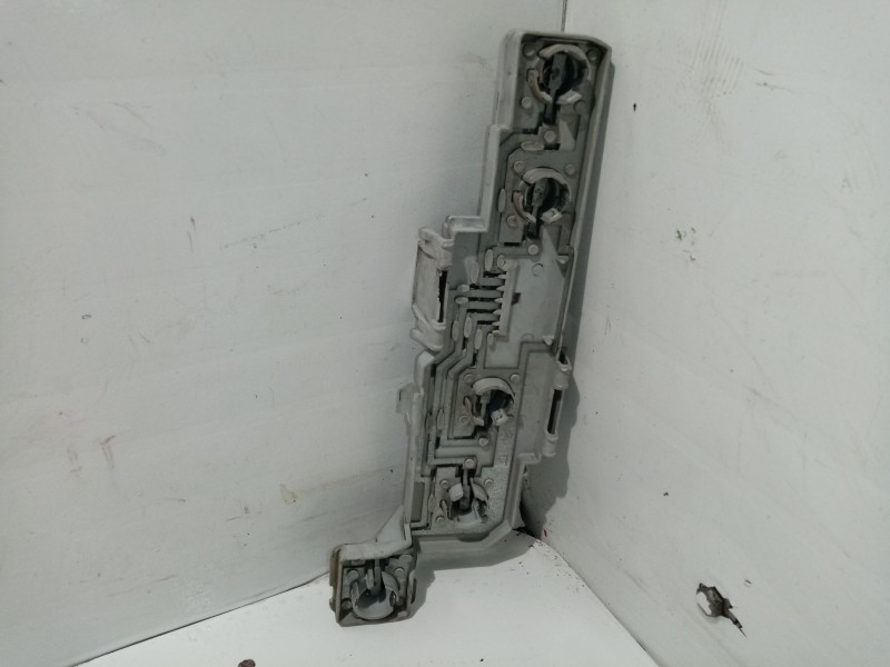 Recambio de portalamparas para opel vectra c (z02) 2.0 dti 16v (f69) referencia OEM IAM   