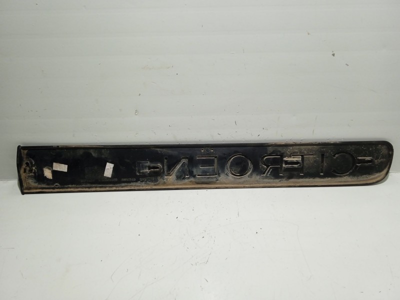 Recambio de moldura para citroën berlingo referencia OEM IAM 9620953280 90123200 