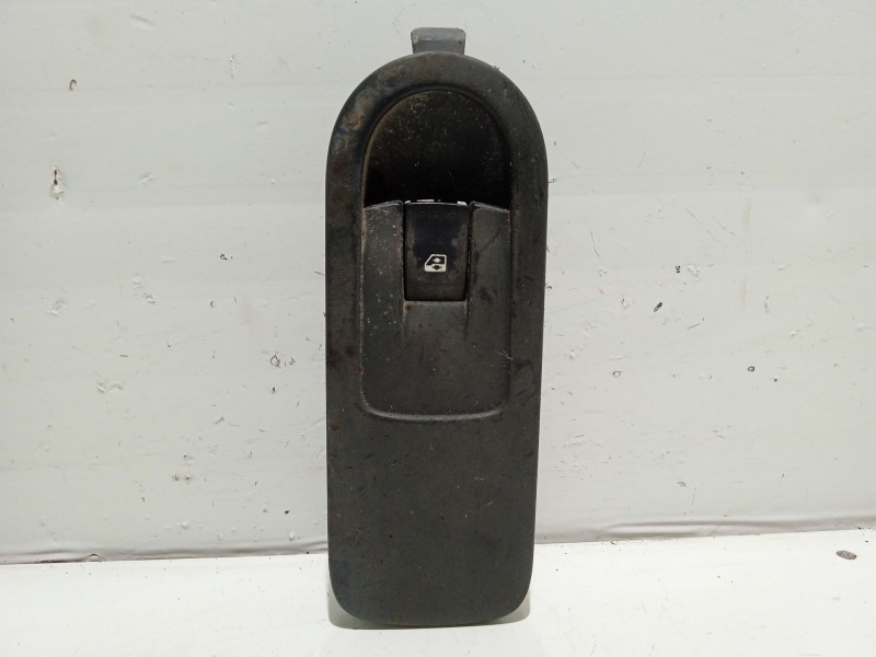 Recambio de mando elevalunas delantero derecho para renault scenic ii referencia OEM IAM 156013740 219860 