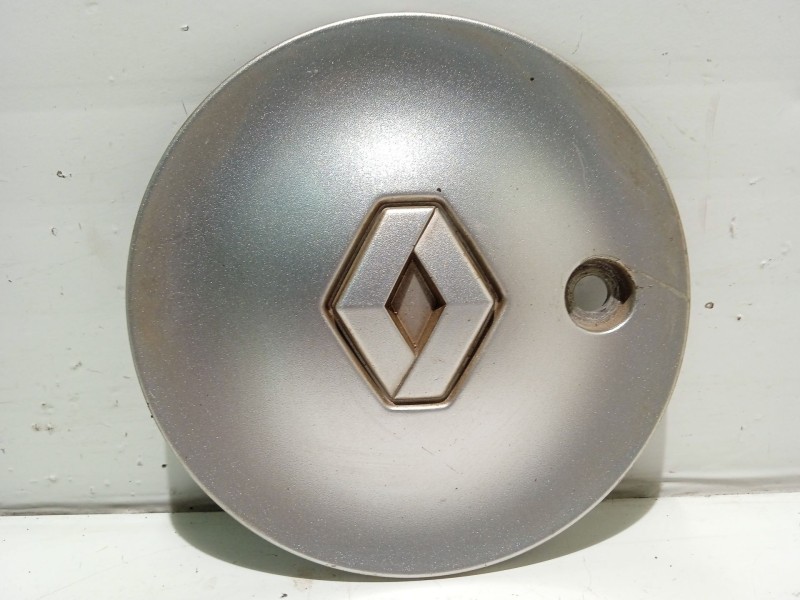 Recambio de tapacubos para renault scenic ii referencia OEM IAM 8200022038  
