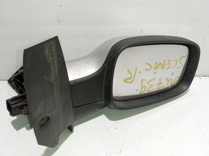 Recambio de retrovisor derecho para renault scenic ii referencia OEM IAM 7701068385  