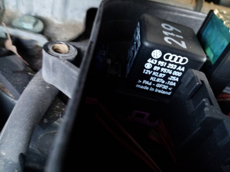 audi a4 berlina (b5) 2.5 v6 24v tdi   |   0.99 - ... | 1999 | 150 cv / 110 kw del año 1999