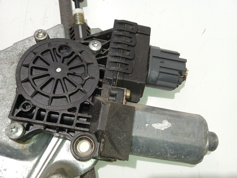 Recambio de motor elevalunas delantero derecho para ford focus i referencia OEM IAM 0130821757  