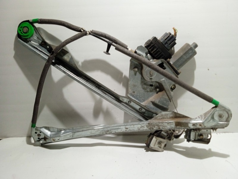 Recambio de elevalunas delantero izquierdo para ford focus i referencia OEM IAM 0130281756  