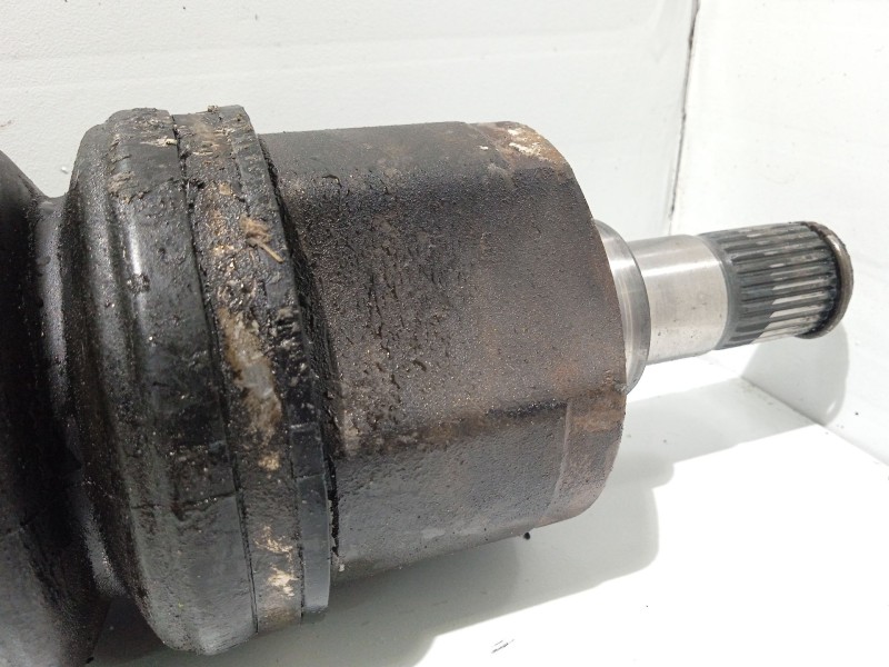 Recambio de transmision delantera derecha para hyundai elantra iii (xd) 2.0 crdi referencia OEM IAM 495002D611  