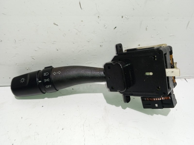 Recambio de mando intermitentes para hyundai elantra iii (xd) 2.0 crdi referencia OEM IAM GKFL3283AA  