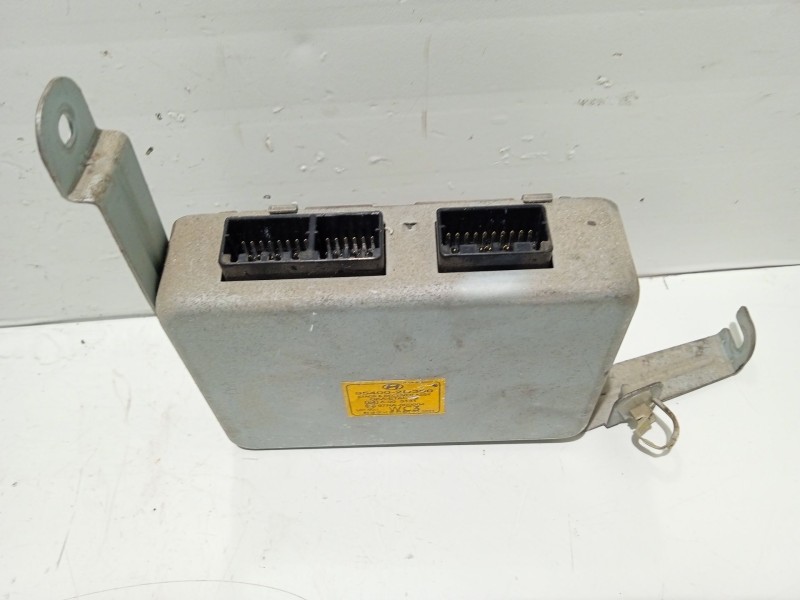 Recambio de centralita check control para hyundai elantra iii (xd) 2.0 crdi referencia OEM IAM 954002D300  