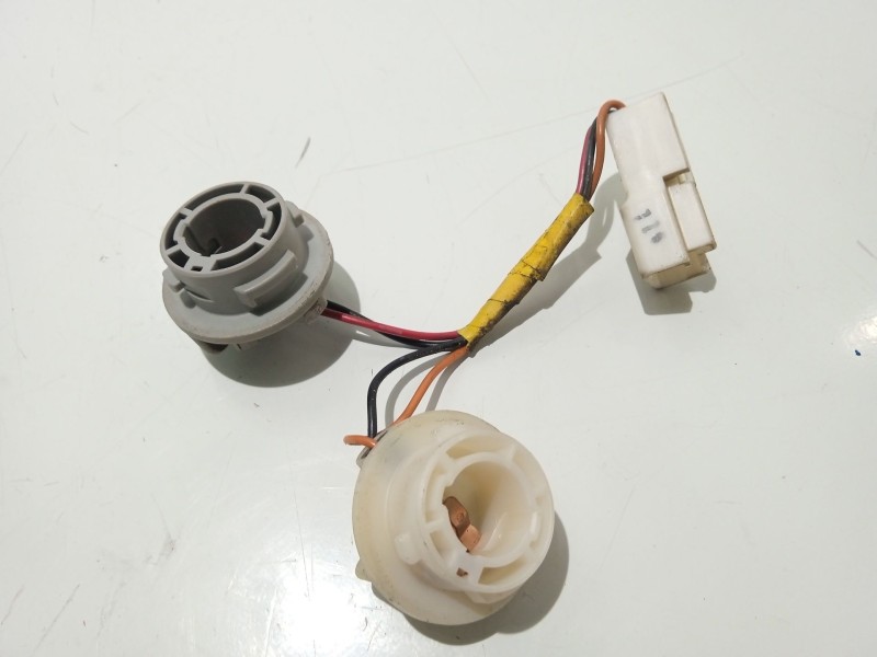 Recambio de portalamparas para hyundai elantra iii (xd) 2.0 crdi referencia OEM IAM   