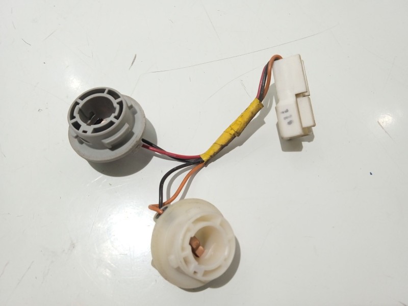 Recambio de portalamparas para hyundai elantra iii (xd) 2.0 crdi referencia OEM IAM   