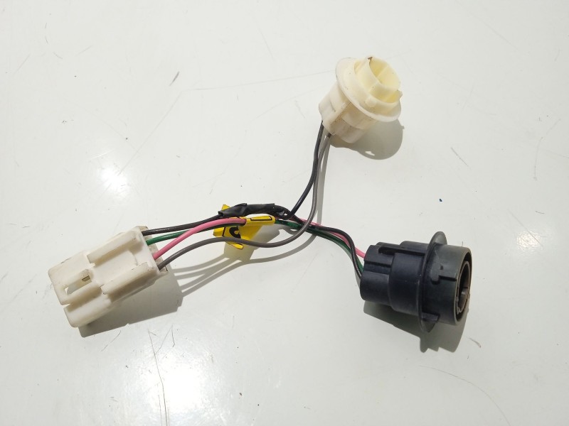 Recambio de portalamparas para hyundai elantra iii (xd) 2.0 crdi referencia OEM IAM   