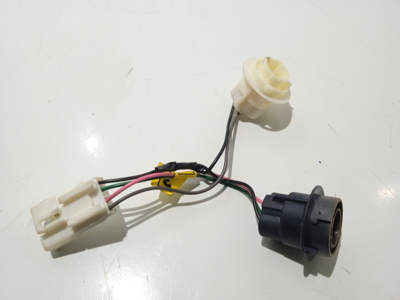 Recambio de portalamparas para hyundai elantra iii (xd) 2.0 crdi referencia OEM IAM   