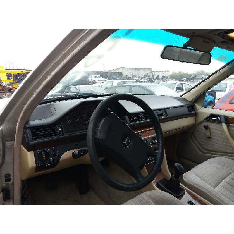 mercedes clase e (w124) familiar 3.0 diesel   |   0.85 - ... | 1985 | 113 cv / 83 kw del año 1985 mercedes clase e (w124) familiar 3.0 diesel   |   0.85 - ... | 1985 | 113 cv / 83 kw del año 1985
