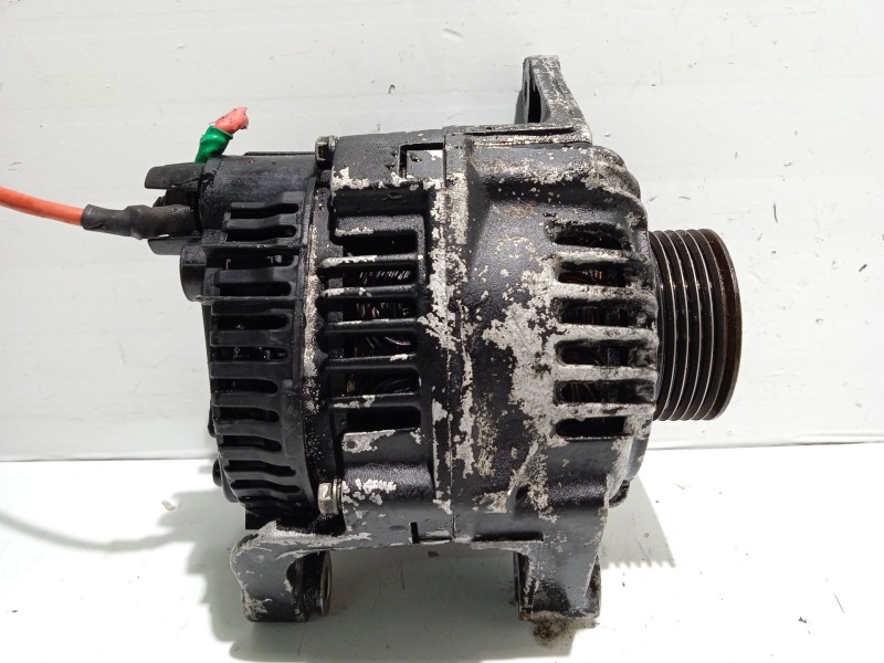 Recambio de alternador para peugeot 405 berlina 1.9 diesel referencia OEM IAM 5705F3  