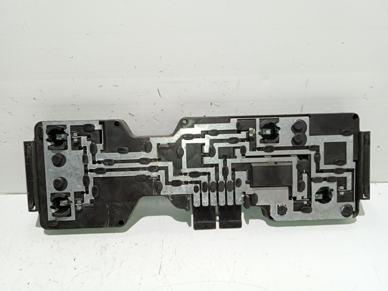 Recambio de portalamparas para volkswagen polo classic (86c, 80) 1.3 cat referencia OEM IAM 873945258  