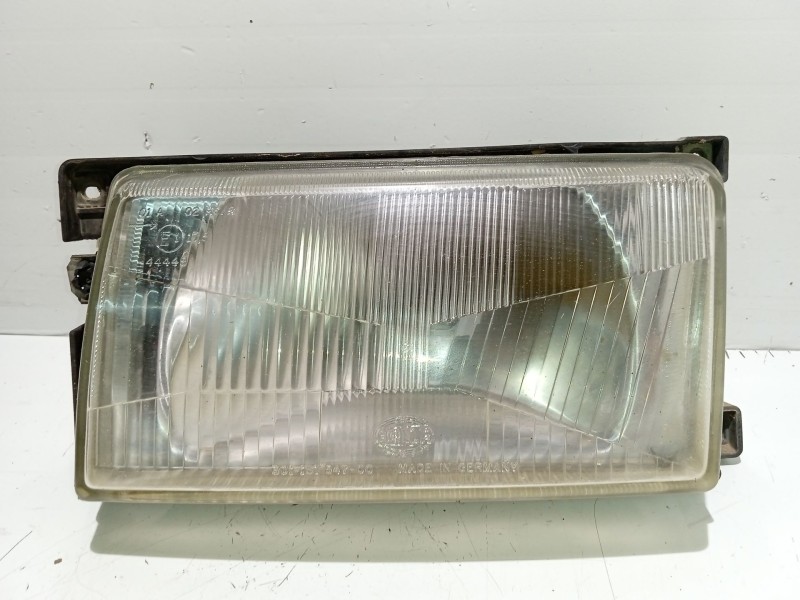Recambio de faro izquierdo para volkswagen polo classic (86c, 80) 1.3 cat referencia OEM IAM 30113754700  