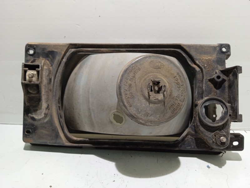 Recambio de faro derecho para volkswagen polo classic (86c, 80) 1.3 cat referencia OEM IAM 30113754800  