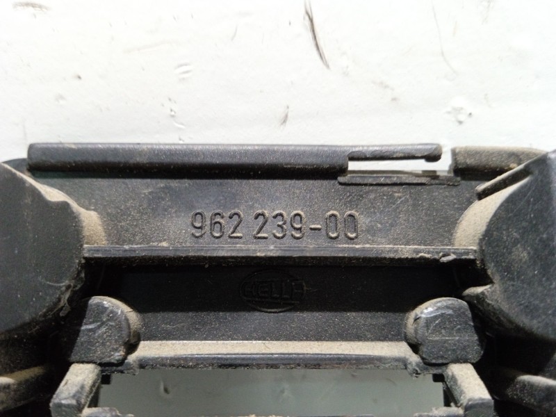 Recambio de portalamparas para seat ibiza ii (6k1) 1.9 d referencia OEM IAM 96223900  