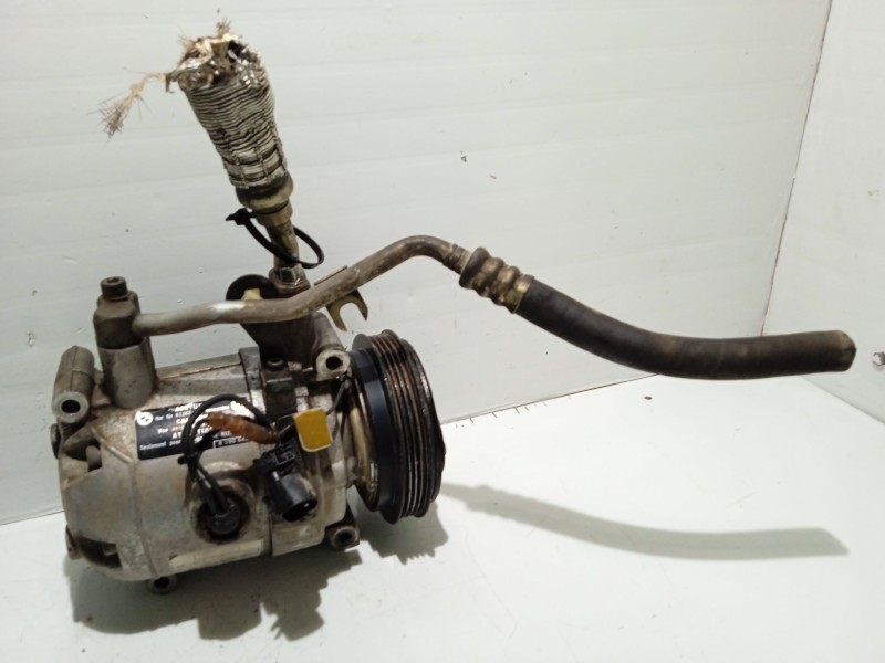 Recambio de compresor aire acondicionado para bmw serie 3 berlina (e36) 318i referencia OEM IAM 8390645  