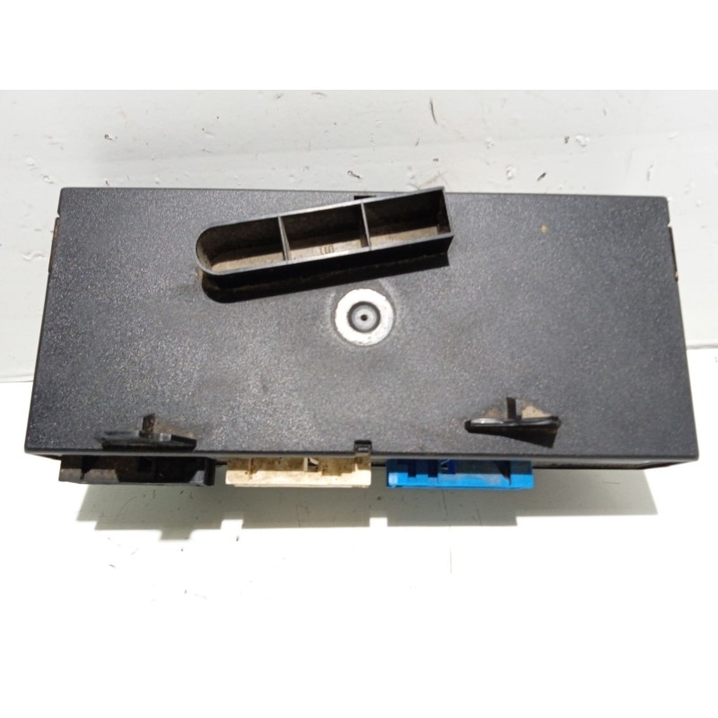 Recambio de centralita aire acondicionado para bmw serie 3 berlina (e36) 318i referencia OEM IAM 641183909001  