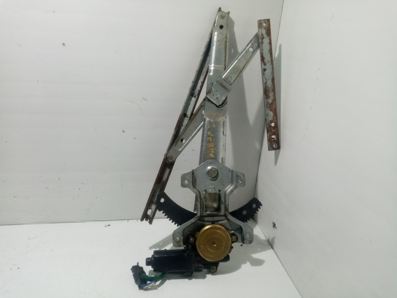 Recambio de elevalunas delantero izquierdo para daewoo matiz (m100, m150) 0.8 referencia OEM IAM 6318490  