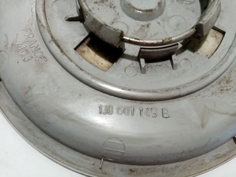 Recambio de tapacubo llanta aluminio para volkswagen passat b6 (3c2) 2.0 tdi referencia OEM IAM 1J0601149  