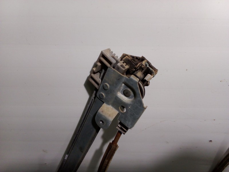 Recambio de elevalunas delantero derecho para chrysler grand voyager referencia OEM IAM   