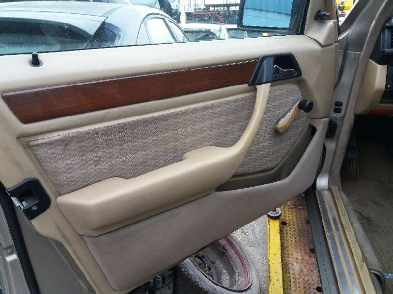 mercedes clase e (w124) familiar 3.0 diesel   |   0.85 - ... | 1985 | 113 cv / 83 kw del año 1985 mercedes clase e (w124) familiar 3.0 diesel   |   0.85 - ... | 1985 | 113 cv / 83 kw del año 1985